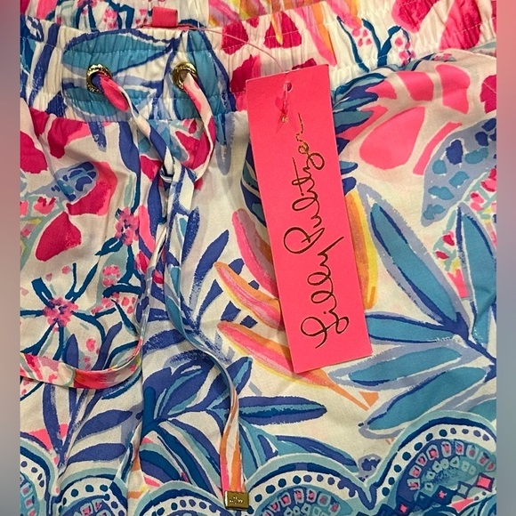 Lilly Pulitzer NWT Katia Shorts Small Resort White Rain Forest Retreat Size XXS - Picture 7 of 9